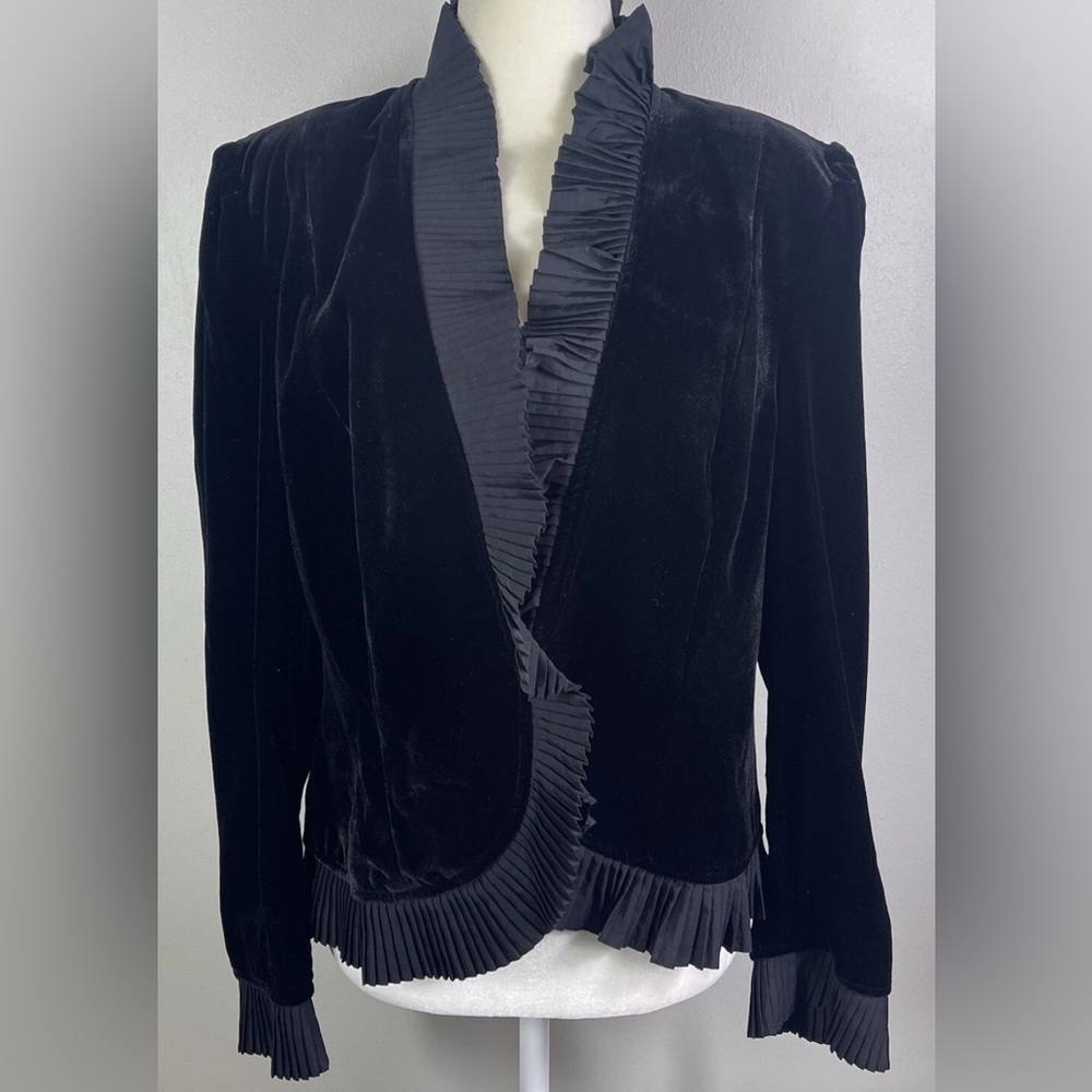 Nygård Collection Velvet Blazer